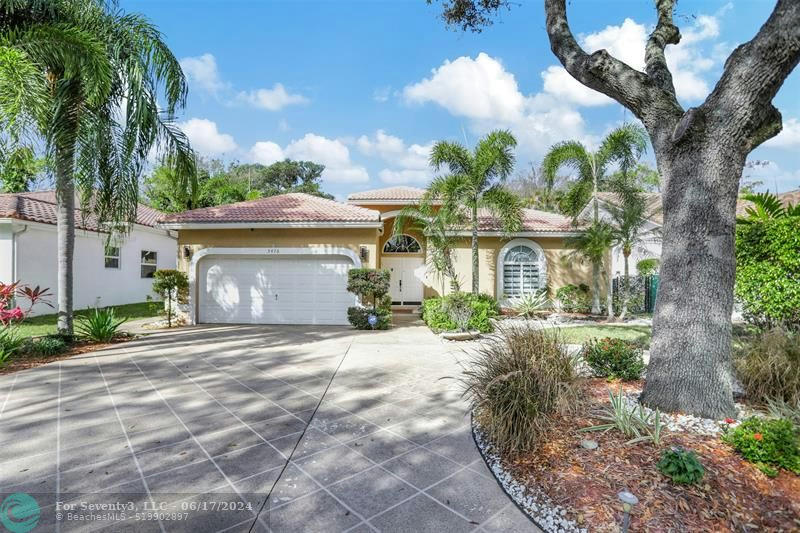 5476 NW 57TH AVE, CORAL SPRINGS, FL 33067, photo 1 of 56