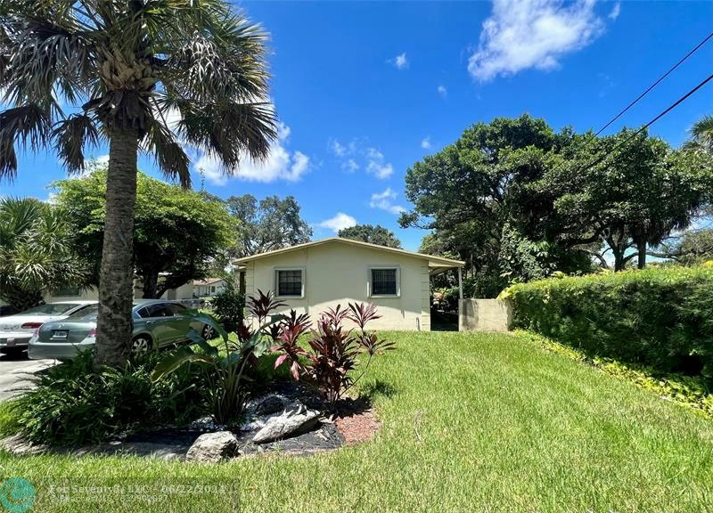 2911 NW 11TH ST, FORT LAUDERDALE, FL 33311, photo 1 of 20