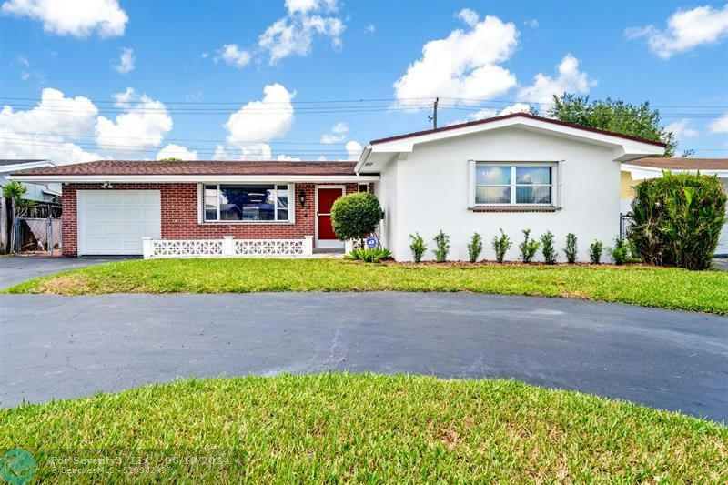 8421 NW 10TH ST, PEMBROKE PINES, FL 33024, photo 1 of 35
