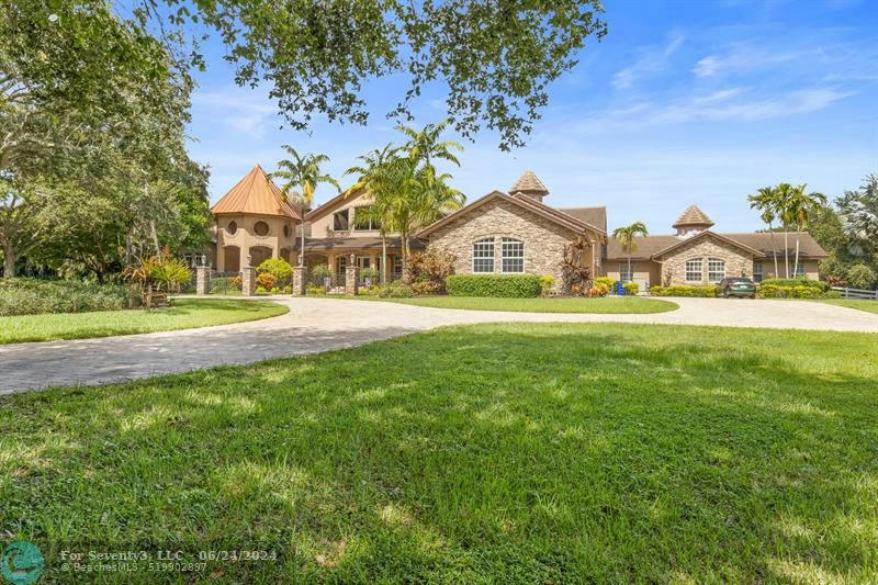5335 HOLATEE TRL, SOUTHWEST RANCHES, FL 33330, photo 1 of 100