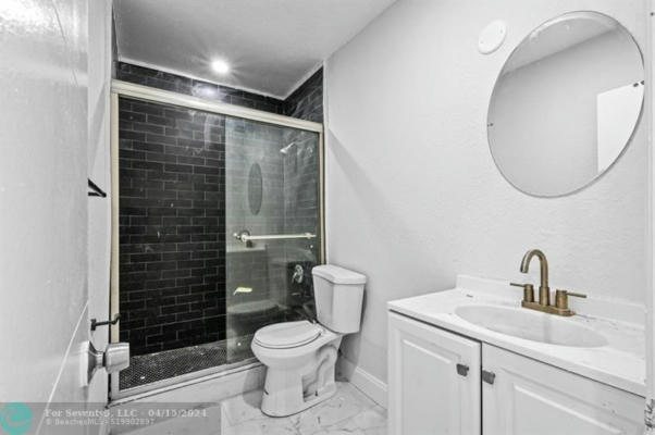 3040 NW 8TH PL, FORT LAUDERDALE, FL 33311, photo 4 of 5