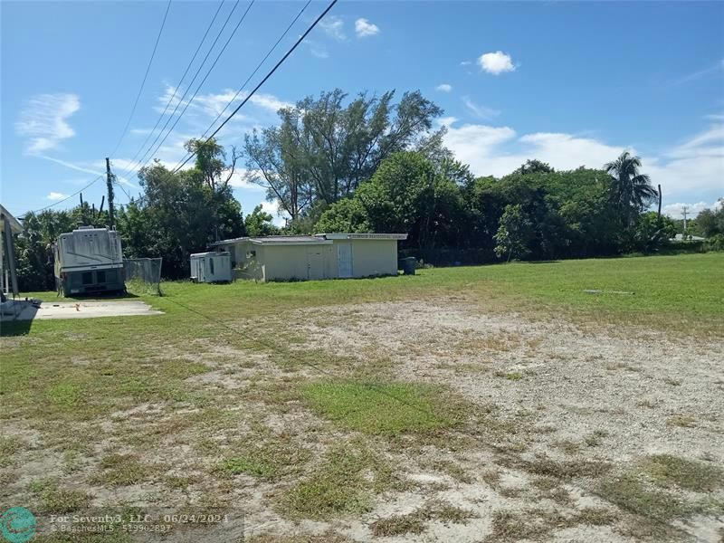2014 NW 28TH ST, OAKLAND PARK, FL 33311, photo 1 of 8