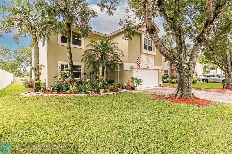 656 NW 133RD DR, PLANTATION, FL 33325, photo 1 of 42
