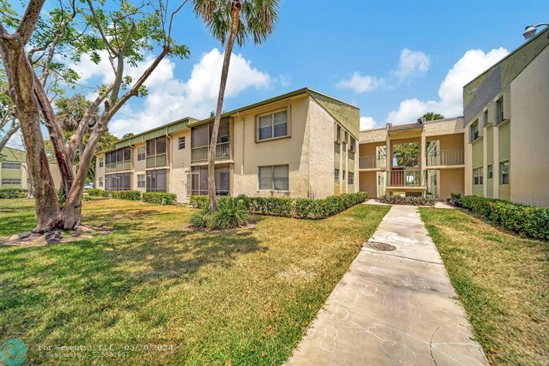 4158 NW 90TH AVE APT 107, CORAL SPRINGS, FL 33065, photo 1 of 29