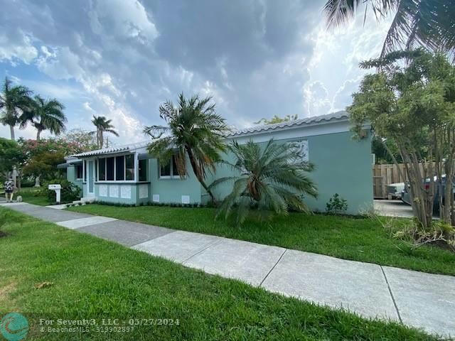 326 S 14TH AVE, HOLLYWOOD, FL 33020, photo 1 of 19