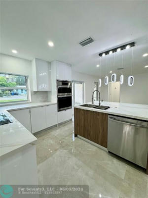 1218 SW 20TH ST, FORT LAUDERDALE, FL 33315, photo 4 of 8