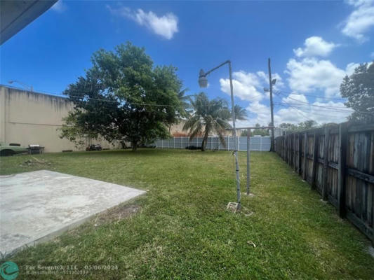 650 NW 153RD ST, MIAMI, FL 33169, photo 2 of 32
